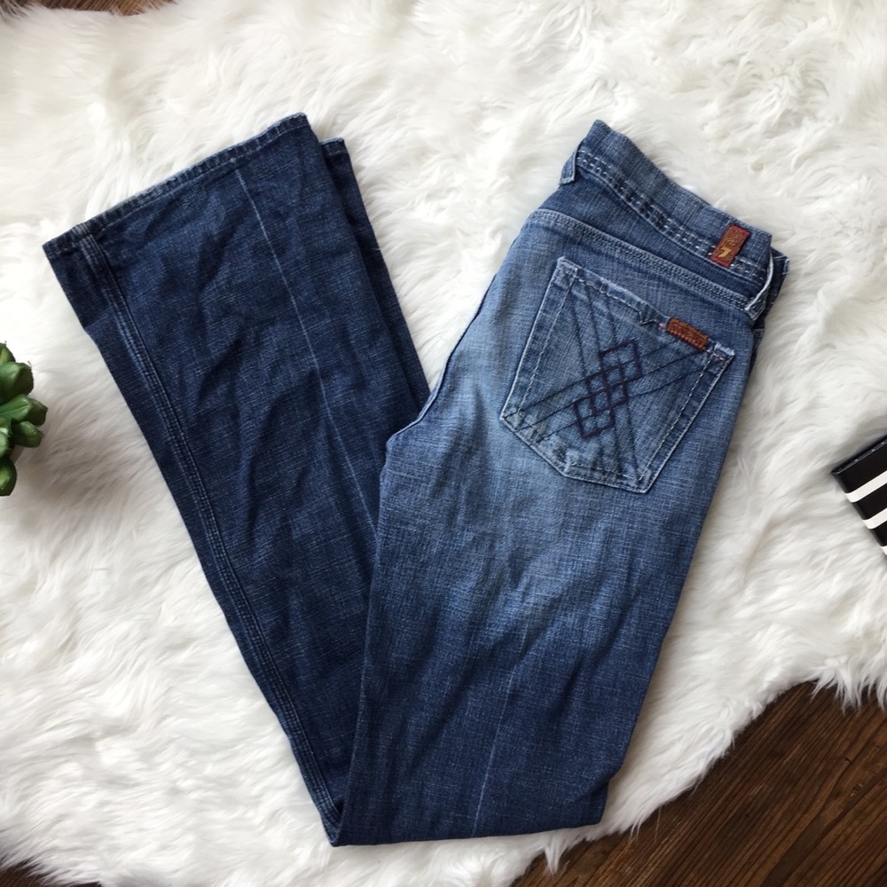 7 FOR ALL MANKIND BOOTCUT JEAN 29